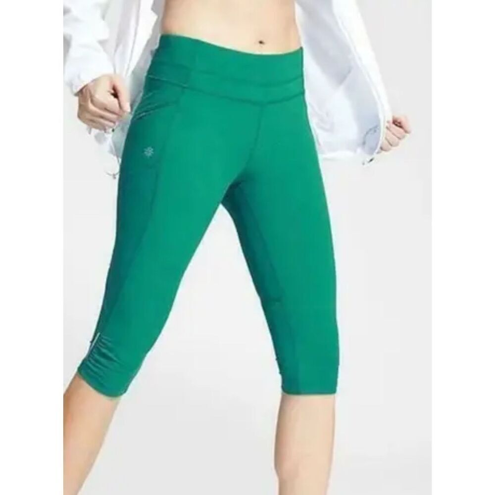 Athleta‎ Be Free Knicker Green Cropped Running Leggings XS Reflective Pockets